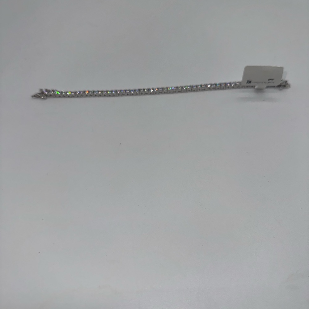 18k 9.2ct Tennis Bracelet - Picture 8 of 8